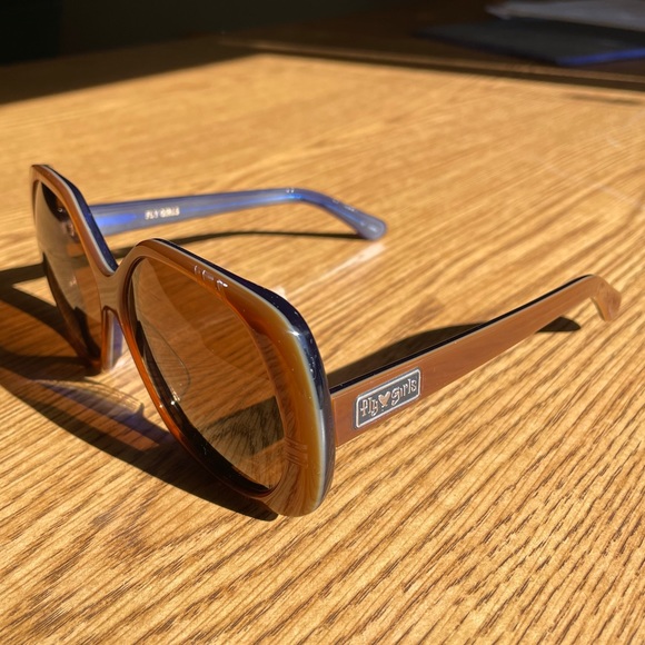 Retro Sunglasses ❤️ Flyvacious FlyGirls 3 colors - Picture 6 of 15